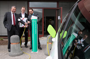 delta pronatura stiftet �ffentliche E-Ladestation in Egelsbach