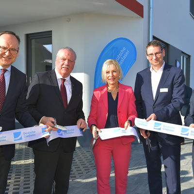 Er�ffnung Deutsche Glasfaser Standort in Seligenstadt