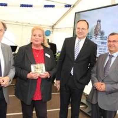 Neues Abf�ll- und Verpackungszentrum der PTG-Dienstleistungsgruppein Rodgau
