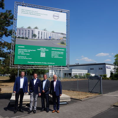 Freude auf das Volvo Car Group Competence Center in Dietzenbach